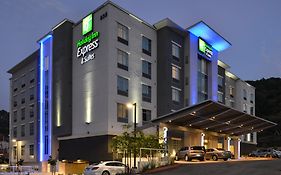 Holiday Inn Express & Suites San Diego Hotel Circle